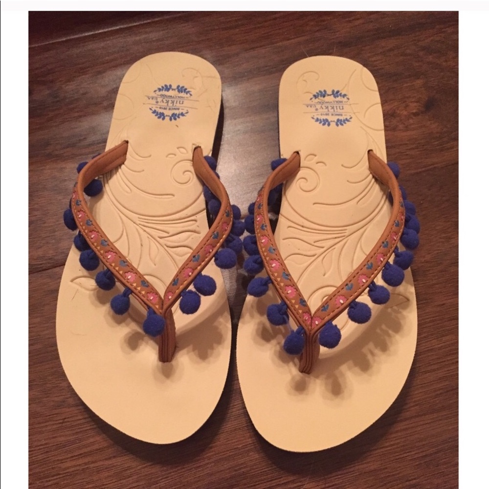 NAVY POM POM FLIP FLOPS